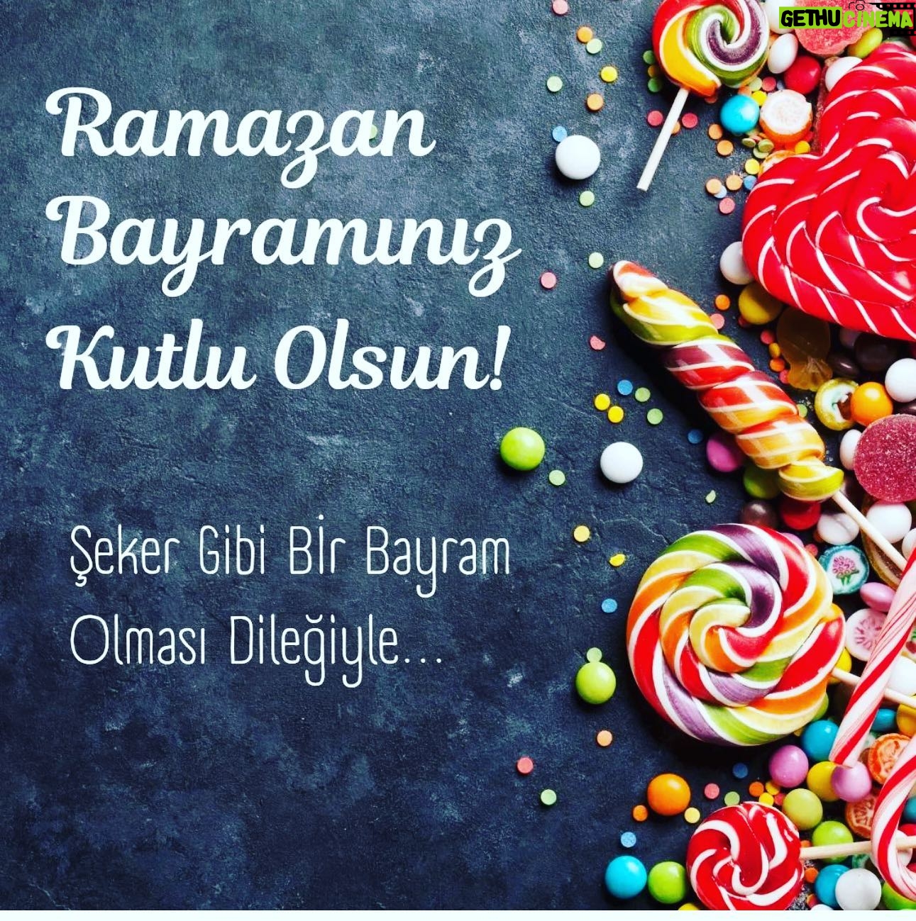 Zuhal Topal Instagram - Herkese mutlu,sağlıklı, huzurlu bir bayram dilerim Ramazan bayramımız mübarek olsun🙏🥰 #ramazanbayramı