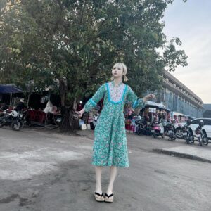 ano Instagram - カンボジアで買ったワンピースお気に入りദ്ദി^ ̳ ̫ ̳^ 
アナザースカイは全部私服だったよദ്ദി^ ̳ ̫ ̳^ 別のもぅpしま