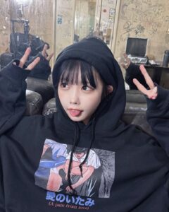 ano Instagram - この服どこの？って言われるんだけど古着屋さんに売ってたよo̴̶̷ ̫ o̴̶̷
