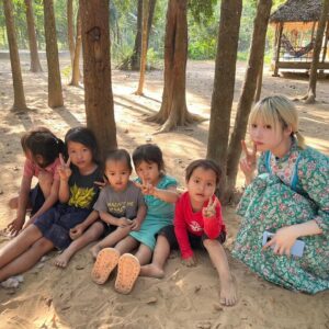 ano Instagram - アナザースカイinカンボジア🇰🇭でのオフショット載せてこうと思うけど枚数多すぎてるので映えよりラクさ優先で今からの全部フィルターなしでノーマルカメラになりますദ്ദി^ ̳ ̫ ̳^ｺﾞﾒﾝﾈ