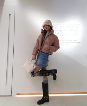 xooos Instagram - #광고 한남동에 오픈한 ‘빌라 드 마리떼’ 다녀왔어요! 마리떼 시그니처 베어 MARI 스타일링도 해볼 수 있고🧸 예쁘고 귀여운 마리떼 상품들도 만나 볼 수 있어요! 모두 마리떼하세요🎀

#빌라드마리떼 #마리떼프랑소와저버 #VELLADEMARITHE #MARITHEFRANCOISGIRBAUD