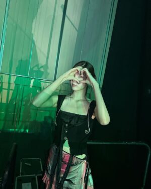 xooos Instagram - Thailand🇹🇭 Im glad to meet you guys! Thank you for this wonderful memory🦋 I hope to see you again:) love ya💗