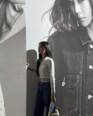 xooos Instagram - 🦋 #캘빈클라인 #CalvinKlein #CK뮤직패션나이트