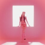 xooos Instagram – Crush! Video will be released at 9pm(KST)💘

Film Director 조준구 (@aimnine ) STUDIO AIMUS 
Styling 엄아름 (@beautyumm ) Style mansion
Hair 조다미 (@dami_jo15 ) Kitts
Makeup 강소영 (@xxovely_o ) Kitts