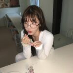 xooos Instagram - White🤍