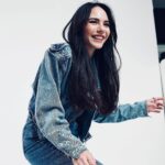 Açelya Devrim Yılhan Instagram - 🙋🏻‍♀️