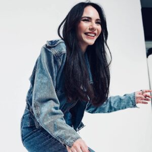 Açelya Devrim Yılhan Instagram - 🙋🏻‍♀️