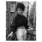 Açelya Devrim Yılhan Instagram - 💫🙏🏻 @emreyunusoglu_ @tilkiyapim @selinkokmanagement @canercokyuksel @makeupguruaybuke @huysuzvetatliadam @boreal.styling