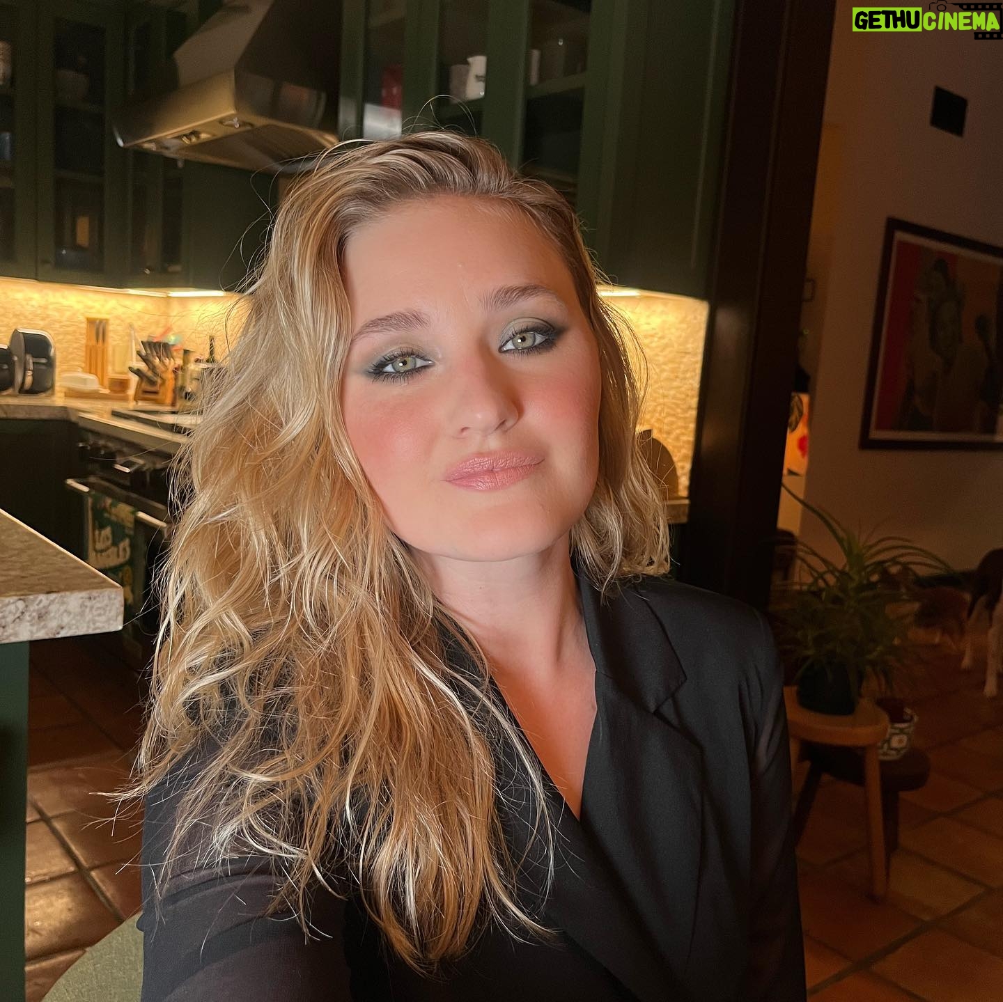 AJ Michalka Instagram - Glam BTS from the other night… Makeup breakdown from my sweet @carolinehernandezmakeup Beauty details: Skincare @rarebeauty Hydrating Under Eye Patches Ace Vitamin Day and Night Cream Ace Vitamin Intensive Day and Night Eye Cream @freshbeauty Sugar Recovery Lip Mask Skin: @rarebeauty Always An Optimist Illuminating Primer @shishedo Syncho Skin Radiant Lifting Foundation @iconic.london Radiant Concealer and Brightening Crayon @lauramercier Translucent Loose Setting Powder Eyes: @iconic.london Smokey Eye Duo Kajal Eyeliner in Midnight Black @bakeupbeauty Tarantulash @viseart Peridot palette and Petit Pro Trois Palette @surratt Lid Laquer in Kira Kira @lumify.eyes @narsissist High Pigment Longwear eyeliner inside eye in Gran Via Brows: @anastasiabeverlyhills Ombre Effect Long Wearing Brow Powder Duo @benefitcosmetics 24 Hour Clear Brow Setter Cheeks: @chanel.beauty Sunkissed @blendbunny Bare Cheeks palette @hourglass Ambient Lighting Palette Volume 1 @nudestix Dewy Barrier Hydrating Stick Lips: @iconic.london Fuller Pout Sculpting Lip Liner T.T.Y.N @maccosmetics Cherish Lipstick