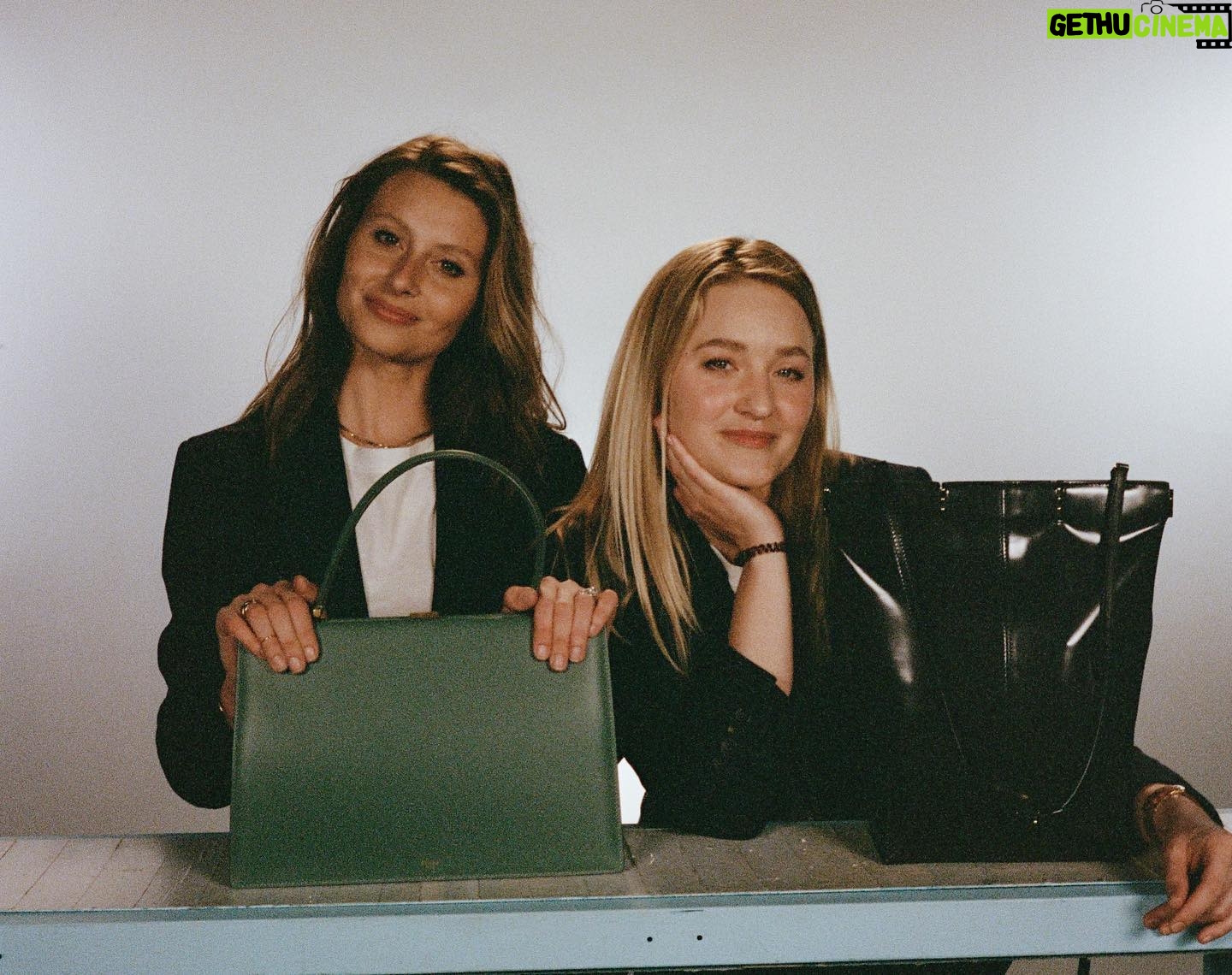 AJ Michalka Instagram - What’s in my bag? iPhone 13 Mini Vintage Gucci Wallet Ford Bronco Keys Port Tanger Sunglasses Travel Watch Case Guitar Picks Contax T3 Portra 400 Film Selenite Charging Crystal Elta MD UV Sport Broad Spectrum SP5 50 LV Makeup Pouch: (containing the following) Cle Cosmetics CCC Cream Benefit 24 Hour Brow Setter Gel Byredo Mascara Byredo Color Sticks (Vienna and Solar Flare) Byredo Commuter Lipstick Glossier Cloud Paint Blush in Haze Bobbi Brown Concealer & Longwear Cream Shadow Sticks Charlotte Tilbury Pillowtalk Lipstick Anastasia Brow Wiz Alamar Cosmetics Lipliner Mineral Fusion Eyeliner ***Yes I fit all of this in one bag and my on the go makeup kit contains my entire makeup routine for the day*** What’s in your bag???
