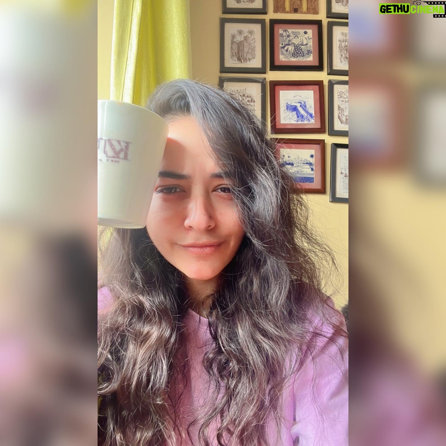 Aanchal Goswami - 2.2K Likes - Ok jaanu ☀️❤️☕️🤓🧿