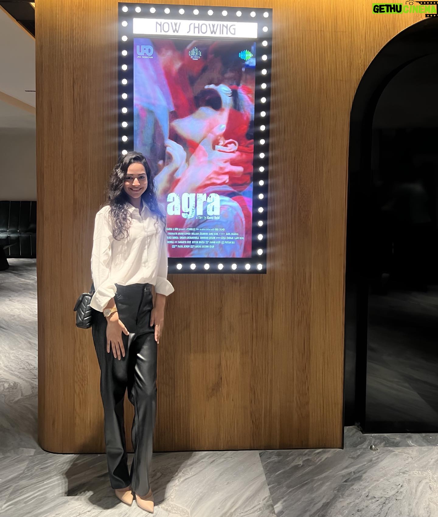 Aanchal Goswami - 2K Likes - Big screen Big Dreams ⭐️
About last night at the private screening of ‘AGRA’ ❤️ A Big thank you 🫶✨ you all made it so special with your presence ✨
@yoodleefilms
@kanubehl