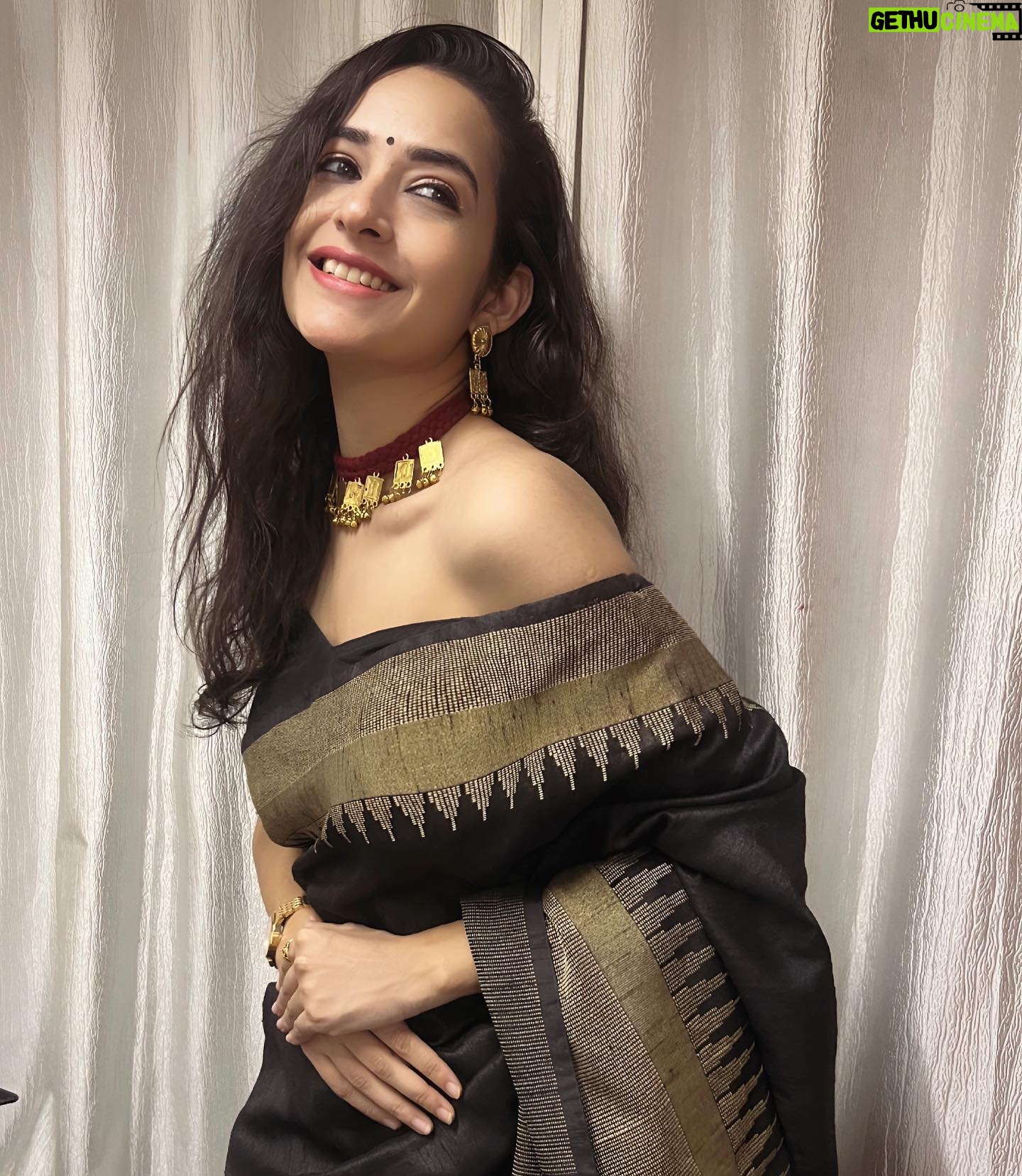 Aanchal Goswami - 1.9K Likes - It was a house full premier Night ✨ #Agra
For @mumbaifilmfestival ✨ #mami2023