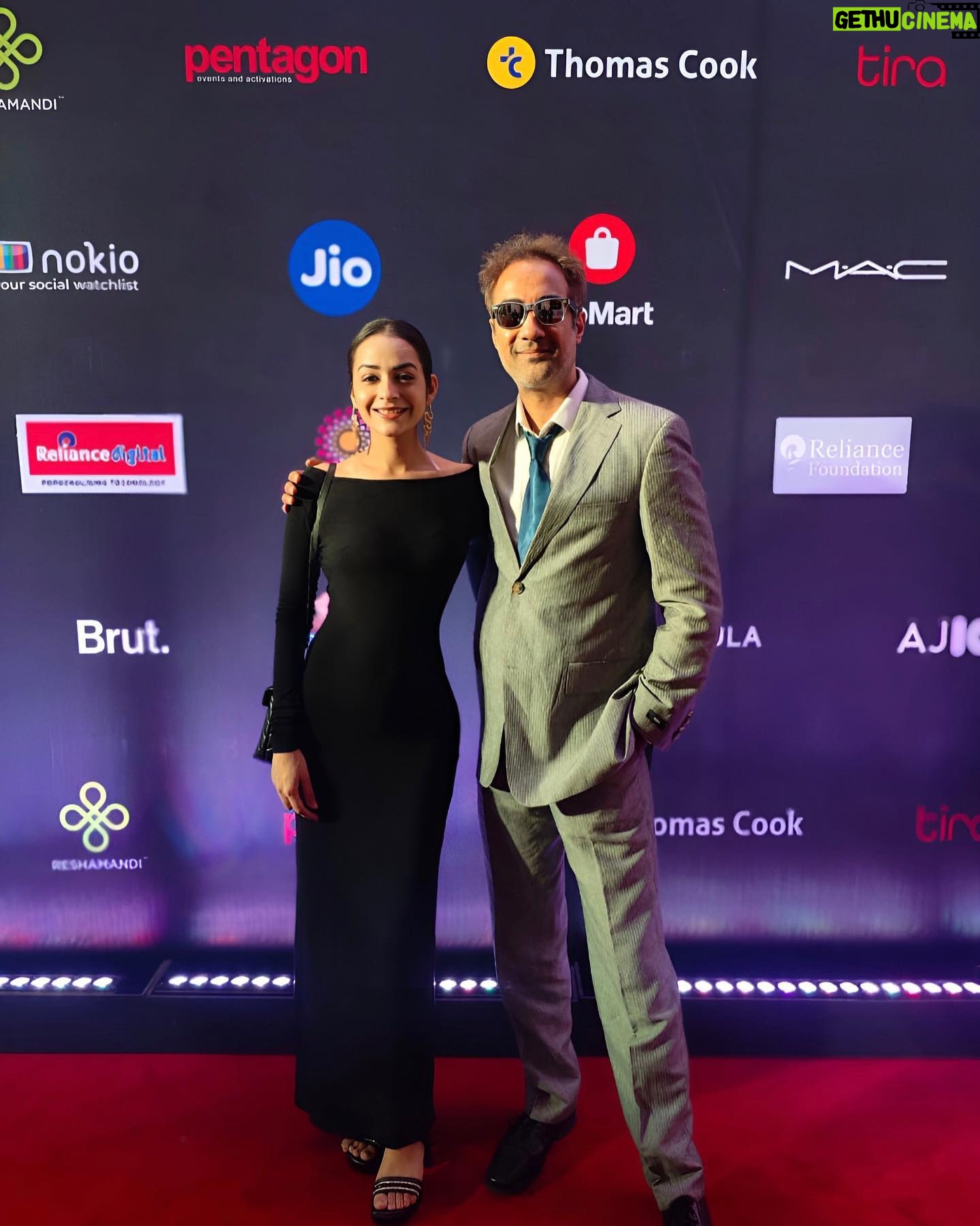 Aanchal Goswami - 3K Likes - Proudly walking the Red Carpet with Team ‘AGRA’ ✨💃❤️ And having the pleasure of meeting some great people around thank you 🥂🫶 #gratitude ✨♾️
📸 @kashyapjai06
For @mumbaifilmfestival #mami2023 ✨ #nmacc