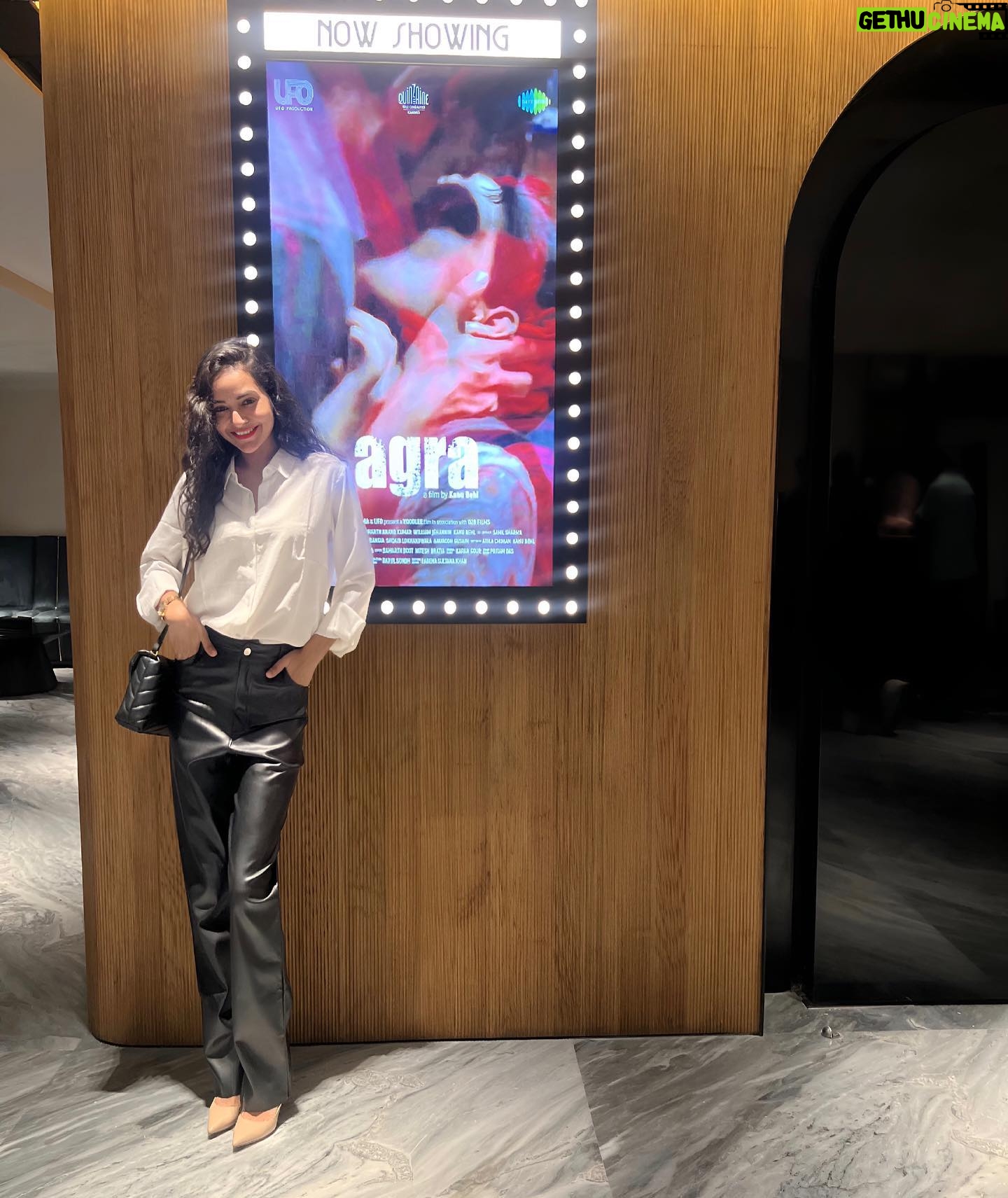 Aanchal Goswami - 2K Likes - Big screen Big Dreams ⭐️
About last night at the private screening of ‘AGRA’ ❤️ A Big thank you 🫶✨ you all made it so special with your presence ✨
@yoodleefilms
@kanubehl