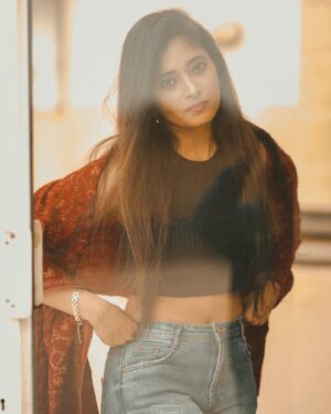 Aarohi Narayan Instagram - 🍃♥️🍃♥️🍃♥️🍃
.
.
.
.
.
.
.
.
.
.
.
.
MuA: @makeupstoriesbysumachikkegowda 
Click: @shivumanmith @cgpxl_
