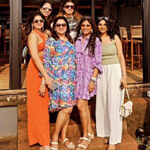 Aarthi Mohan Instagram - GOA.. we deserved you! 

A quick trip to unwind all the wedding madness, with the core crew! Missed the rest ♡ 

Scorching sun, spellbinding views, tropical vibes, stunning aesthetics, the best company ♡ and, nothing could stop us 😄
A trip for keepsakes!
.
.
.
#goa #summerishere #girlstrip #familyfun #purelove #vacaymode #gastronomy #beachvibes #eatsleeprepeat #onewiththebride #weekendgetaway
