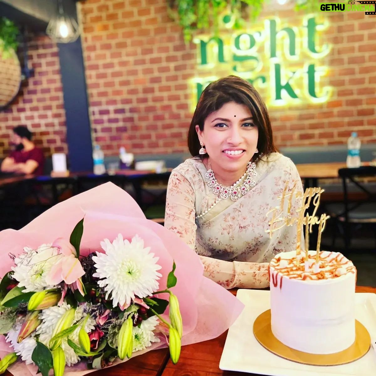 Aarthi Mohan - 4.3K Likes - Birthday 2022š
Thankful for another year around the sun, growing in good vibes, spreading positivity, enriching as many around me and making sure I'm happy doing all these and moreā”
Perfect celebration with my most loved onesā” Immensely blessedš¤š»š§æšš»
#birthday2022 #gratefulforeverything #blessedwiththebest #justlikeiwanted #goodvibesonly #familytime #rainynights #ourkidsourworld #latergram