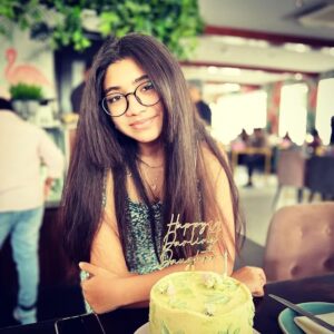 Aarthi Mohan Instagram - My angel, who came into this world and instantly changed mine around ♡ 
My daughter, who fills my heart with so much love, joy, pride and what not ♡

My Purvi, my princess♡

Your birthday each year reminds me of how immensely blessed I am as a mother and for that I will forever be grateful ♡

You are becoming this fine young lady and I am in awe watching ♡

Every year, as we turn another year older, we also turn wiser; learning new things, realizing our mistakes, acting smarter, growing bigger. Yet, never forget that life is also made up of the finer and more lighter moments that become memories to cherish♡ 

Enjoy every moment, every day♡ 
Happy Birthday my sweetheart 😘 

With love,
Amma ♡

#mydaughtermyangel #proudmumma #blessedwiththebest #mypride #myjoy #itsmydaughtersbirthday #birthdaybaby #junebaby #latergramming