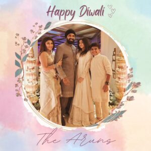Aarthi Mohan Instagram - ✨️Diwali 2023✨️

May the festival of lights bring prosperity to all! 
Happy Diwali ✨️ 
.
.
.
#festivevibes #diwali2023 #familytime #beingtraditional #beingindian #happiness #feelingblessed #forevergrateful #mineandmineonly #purviarun #arnavvijay