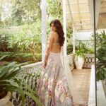 Aastha Sharma Instagram - 🦋🦋🦋 Shanaya @shanayakapoor02 in Outfit: in the most stunning @rahulmishra_7 Jewellery : @mahesh_notandass @vandalsworld_unofficial Make up: @simone.hairandmakeup Styled by @aasthasharma @reannmoradian @gehnadholakia Assisted @shatakshipandeyy Shot by @nupuragarwal__ @elevate_promotions
