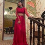 Aastha Sharma Instagram – An Indian affair ❤️
#endlessfestiveseason 
Look 1: this sexy saree version by @surilyg 
Look 2: red hot by @shivanandnarresh 
Look 3: Mehndi essentials by @punitbalanaofficial 
Look 4: floral story by @ritukumarhq 
Look 5: my precious one: wore my wedding lehnga from @anitadongre after 7 years and still obsessed with it ❤️
Beautiful jewels by @raabtabyrahul @fooljhadi 💫