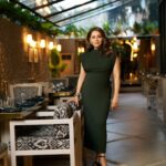 Aastha Sharma Instagram – A day with gorgeous @gaurikhan ❤️❤️❤️

Styled by @wardrobist with @gehnadholakia @shatakshipandeyy 
Make up @mallika_bhat 
Hair @alpakhimani 
Managed by @tanaaz @bottomlinemedia