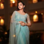 Abarnathi Instagram - 🩵✨ For movie #irugapatru 🩵✨thanksgiving meet🧚🏻‍♀️ Designer @maluraahdesigns 🩵 Clicks @eyeclickzstudio ✨ Stylist @diptidesai_official Mua @noormakeup_mehndi #sareelovers #cinema #passion #photooftheday #promotions #photo #movie #fashiontrends