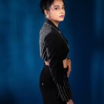 Abarnathi Instagram - S P A R K L I N G✨with B O S S Y energy🍷 Paparazzi @george_ferna_photography Designer @yamunaanddhruva Stylist @smitha_prakash19 Mua @sharanyas_makeupartistry Jewellery @fineshinejewels Retouch @gowsigun_hlb #OOTD #fashioninspo #dailylook #style #styleblogger #stylediaries #whatiwore #instagram #instadaily #instaoutfit #todayimwearing #styleinspiration #stylegram #irugapatru❤️ #abarnathi #blazer #black #blacklove #artistsoninstagram #actress #fashiontrends #trendingnow #photoshoot #photooftheday #photographers #saturdayvibes