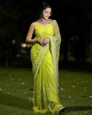 Abarnathi Instagram - Vibe of #irugapatru Pavithra 💚✨

@jfwdigital @jfwbinge #jfwawards 

Paparazzi @eyeclickzstudio 
Stylist @smitha_prakash19 
Designer @diademstore.in 
Blouse @deepoodesigners.in 
Hairstylist @makeover_by_rubysharma 
Mua @noormakeup_mehndi 
Jewels @rimliboutique 
Heels @zara 

#sareelove #awards #actress #movie #irugapatru❤️ #abarnathi #today #instagood #instaphoto #sareefashion