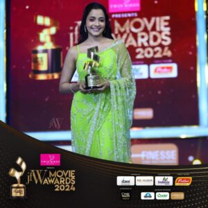 Abarnathi Instagram - Abarnathi looked ravishing in a neon ensemble, bright and beautiful like herself. She was awarded the Best Actress in a Supporting role for her relatable and authentic portrayal of her character in Irugapatru. 

Title sponsor- @twinbirdsonline
Powered by - @vcare.clinics @josalukkas
Perfect partner- @prithviindia 
Colour partner - @indicus.in
Co-presented by - @chik_india
Associate sponsors - @sparrow.tiles @cookr.india @finessemattressofficial

#abarbathi #irugapatru #tamilactress #tamilcinema #tamilmovie #jfw #jfwmovieawards2024 #jfwawards #jfwmovieawards #jfwawards2024 #trending #viral