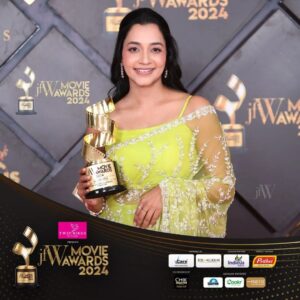 Abarnathi Instagram - Abarnathi looked ravishing in a neon ensemble, bright and beautiful like herself. She was awarded the Best Actress in a Supporting role for her relatable and authentic portrayal of her character in Irugapatru. 

Title sponsor- @twinbirdsonline
Powered by - @vcare.clinics @josalukkas
Perfect partner- @prithviindia 
Colour partner - @indicus.in
Co-presented by - @chik_india
Associate sponsors - @sparrow.tiles @cookr.india @finessemattressofficial

#abarbathi #irugapatru #tamilactress #tamilcinema #tamilmovie #jfw #jfwmovieawards2024 #jfwawards #jfwmovieawards #jfwawards2024 #trending #viral