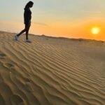 Abarnathi Instagram - Desert 🐪 sunset 🏜️ pure magic ✨ Pic courtesy my love @0fficial__jyothy_joi 😘 #uae #lovelakedubai #lovelake #abarnathi #sisters #dubai #desert #desertsafari #desertdubai🐫☀️🇦🇪❤️ #flamigolakedubai #vacation #2024