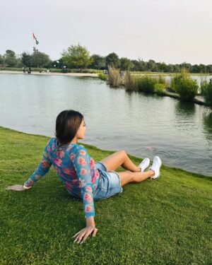 Abarnathi Instagram - Desert 🐪 sunset 🏜️ pure magic ✨ 

Pic courtesy my love @0fficial__jyothy_joi 😘 

#uae #lovelakedubai #lovelake #abarnathi #sisters #dubai #desert #desertsafari #desertdubai🐫☀️🇦🇪❤️ #flamigolakedubai #vacation #2024