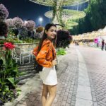 Abarnathi Instagram - miracle 🌼🎡🌸 #december ✨🦅 ❄️❄️❄️❄️❄️❄️❄️❄️❄️❄️❄️❄️❄️❄️❄️ #2023 #post #dubai #uae #miraclegardendubai #sisterlove #abarnathi #dubai🇦🇪 #dubaimall #sisterslove #burjkhalifa #vacation #irugapatru #abarnathi #december #habibi #habibidubai🇦🇪 #jumeirah #burjikalifadubai #christmas #positivevibes #globalvillage #dubaiglobalvillage #2023 #mydreamtrip #withmysis #floraldesign #floral #positivethinking