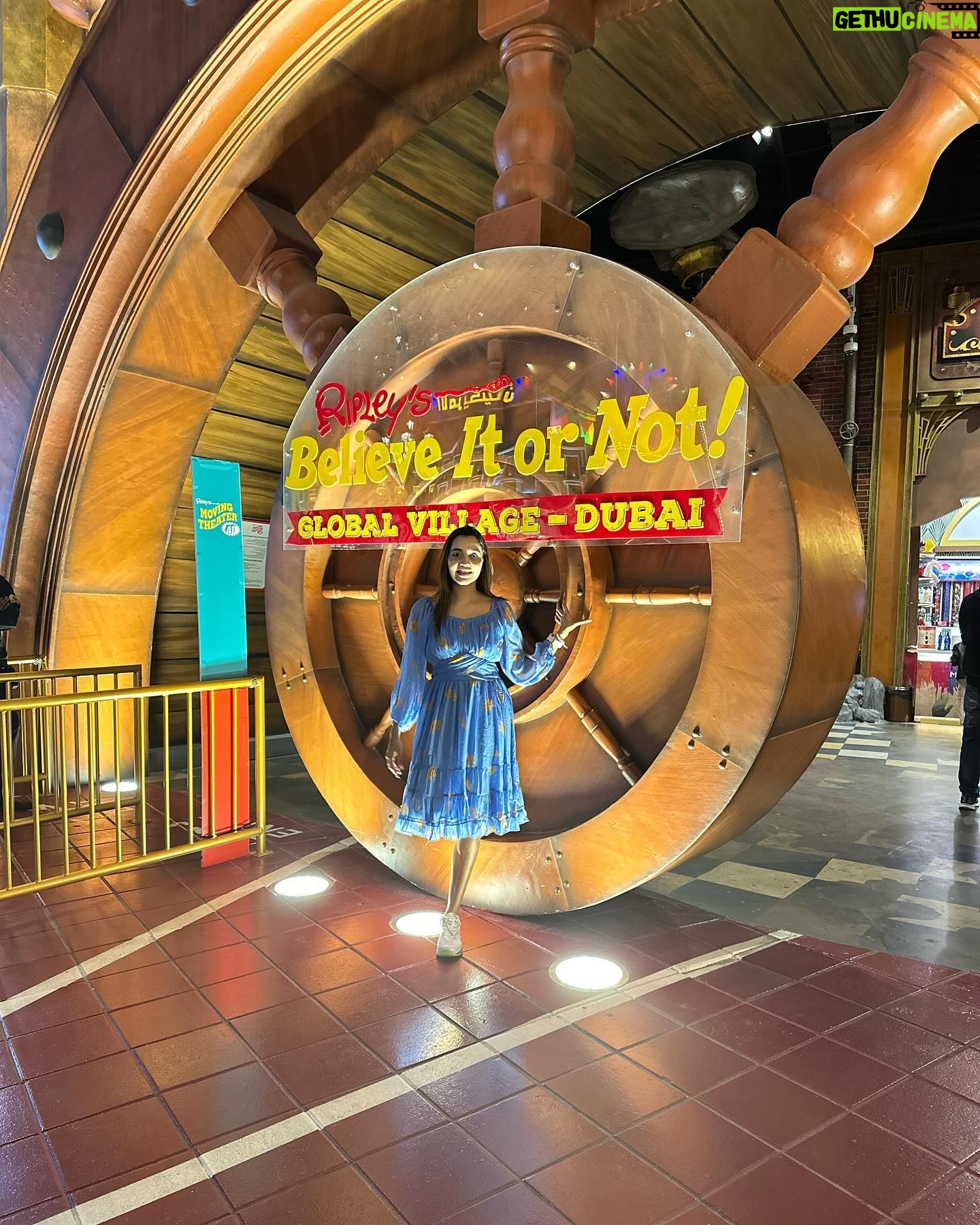 Abarnathi Instagram - Birthday vibes with my cupcakes 🧁 Pic courtesy @0fficial__jyothy_joi 😘 #dubai🇦🇪 #dubaimall #sisterslove #birthdaygirl #birthdayparty #burjkhalifa #vacation #irugapatru #abarnathi #december #birthdaypost #birthday #birthdaydiaries❤ #habibi #habibidubai🇦🇪 #jumeirah #boating #burjikalifadubai #christmas #positivevibes #globalvillage #dubaiglobalvillage #2023 #mydreamtrip #withmysis