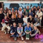 Abbey Hoes Instagram – Met tranen in mijn ogen op het vliegveld, want dit mooie avontuur is voorbij. Van tevoren nooit verwacht dat dit zou lopen zoals het is gelopen. Ik ben onwijs trots op iedereen die zo keihard heeft gewerkt aan deze film; dagen & nachten door knallen, maar iedereen bleef lief. Elke dag. Bewonderenswaardig. Dit is niet de eerste en zeker niet de laatste post hierover. Life is a romcom and I had the best time. 🥹❤️ #littleemokid @dubbelzesdefilm