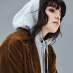 Abbey Hoes Instagram - Baby Abbey dacht effe model te gaan lopen zijn, swipe voor een vrij accuraat beeld van wie bijna 30 Abbey absoluut is (sorry, maar wie zijn die andere 9 meiden??🤡)