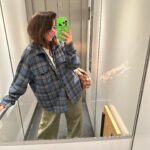 Abbey Hoes Instagram - 1. Altijd weer die liftselfies 2. Bloemen en blauwe lucht 3. Balkonsessies 4. Biggetjes 5. Ons biggetje 6. Liefde bij Lindenhoff 7. Nieuwe tas 8. Inspiratie 9. Mega blij paard 10. Het liefste wat ik ooit heb gezien 11. Bloemen gekregen van m’n liefde eigen schilderij 🫶🫶🫶🫶🫶 #happykid