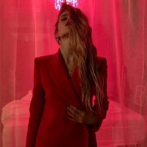 Abbey Lee Instagram - 💞 POWER OF MYTH. Self portraits in my bedroom
💞 
.
Link to interview on all things @lovecrafthbo in bio