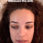 Abbie Chatfield Instagram – Wow very 2020-2021 of me ranting about anti vaxxers. Tbh my main issue here is the predatory media outlets, who know that those without media literacy will jump on misleading headlines to confirm their false beliefs. They know that people who are anti-vax are often uneducated, and therefore don’t validate sources when presented with a headline. The influencers and media who are regurgitating click bait headlines are uneducated and ignorant at best, and maliciously preying on vulnerable people who clearly are a little unwell if they still believe this after all of these years. If you’re an anti vaxxer, you’re actively harming society, but if you’re a media outlet or an influencer sharing completely misleading information, you’re event worse ❤️ still hate anti vaxxers tho xx

Audio is cooked at the end but a few of u asked me to make these stories shareable and u get the point. Turned off comments because I forgot how unhinged anti vaxxers are, and I don’t have the time to reply to them like I did in lockdown.
