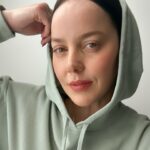 Abbie Cornish Instagram - Feelin good 💘✨