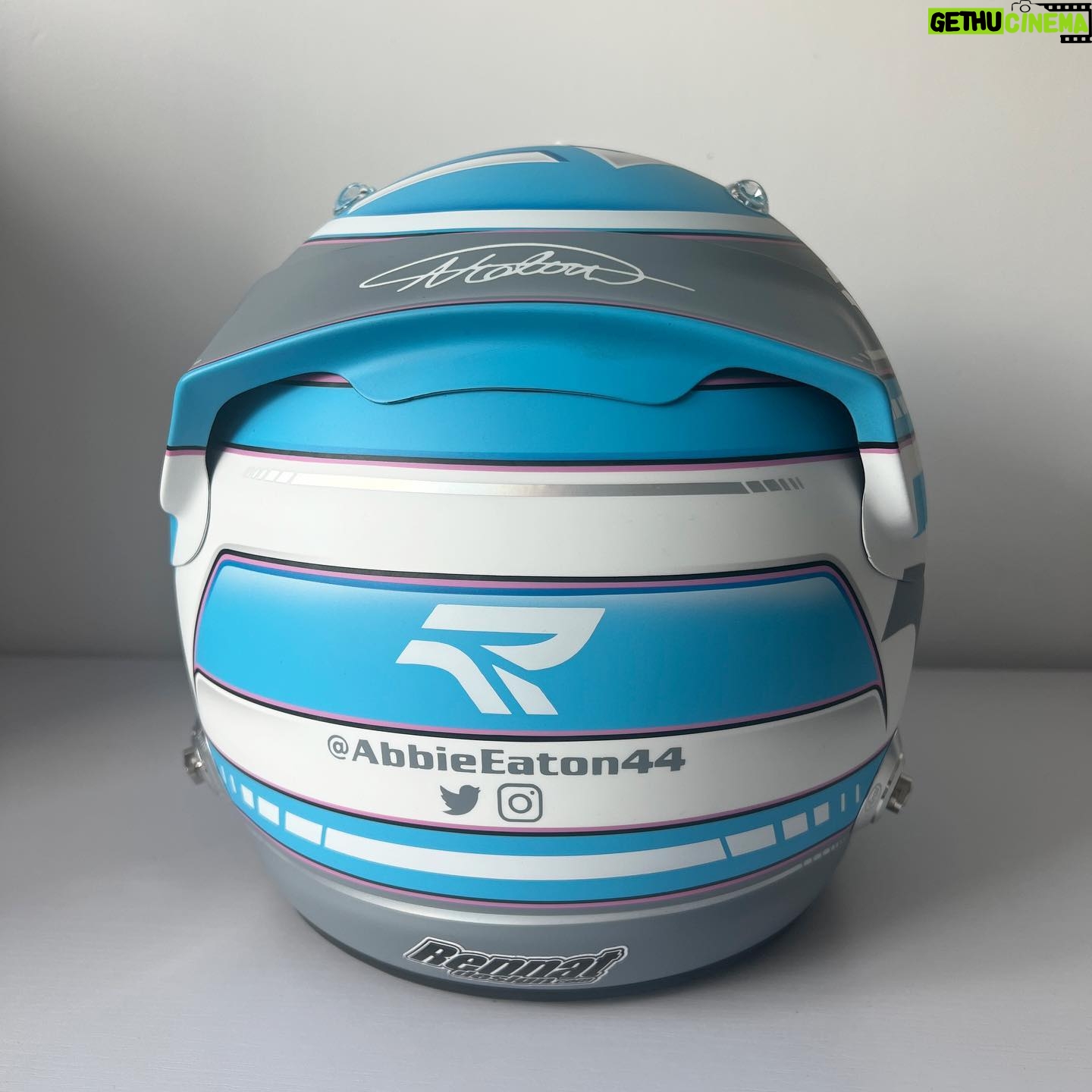 Abbie Eaton Instagram - Rebelleo Helmet 🔥 Really happy with how this one came out! Similar to my previous couple of helmets in design but this year I’ve swapped the ⭐️ for the Rebelleo R and utilised the Rebelleo colours. I love it! What do you think? 😍 Helmet: Arai GP7 SRC Painter: @rennatdesign Design: @mdm_designs #Helmet #Arai #Rebelleo #Paintjob