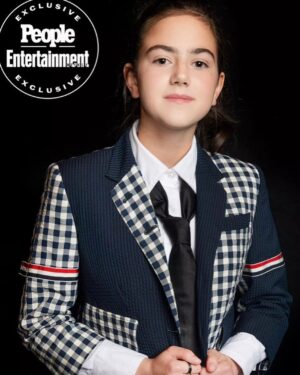 Abby Ryder Fortson Instagram - What an incredible experience!! @cinemacon
.
 @lionsgate @margaretmovie 
.
.
Shout outs!!!
Stylist @taraswennen 
Glam @natasharg 
Incredible suit  @thombrowne ❤️
Boots @docmartensshoes 
Photographer @bentrivett 
@people