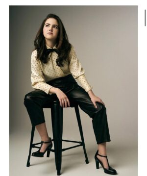 Abby Ryder Fortson Instagram - @vanityfair ❤️Loved shooting with @ben_cope ❤️ @jordan_grossman ❤️ @margaretmovie @lionsgateuk @lionsgate @kmannmakeup