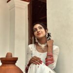 Abeneya Nethran Instagram - Vishu ashamsakal 🌸 & இனிய தமிழ் புத்தாண்டு நல்வாழ்த்துக்கள் 🌼 #vishu #tamilnewyear #abeneya