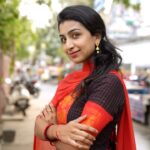 Abeneya Nethran Instagram - ❤️👀👁️🙈 🎥- @frames_by_christo_ #abeneya #traditional #fyp #instadaily #shoot #tamilsong #oruvekkamvarudhe
