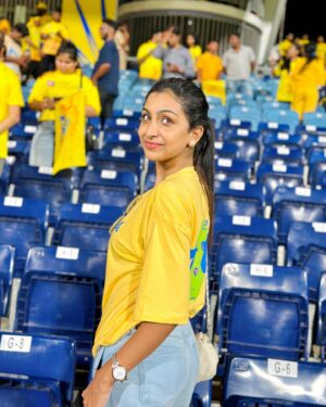 Abeneya Nethran Instagram - My 11.11 wish (I.e my childhood wish ) came trueeeeeee🥺🥺yesss!!! I cried apart when he played the match today which was reallyyyyyyyyyy unexpected 🫠🫠🫠🫠🥺🥺
And ukw this was  the 1st ever match on live for me🥺🎥 
That 10 yr old ABE would be soooo muchh happier nowwww! As I am now who became a huge fan and had a huge respect on Namma THALA DHONI @mahi7781 from the World Cup match where they won after 28 years😌❤️ IDHU PODHUM ENAKU❤️🫠

Avaru vandhapo…! That GOOSEBUMPS moment AND THE TEARS ON MY EYES😭 I didn’t even expect that I would get tears!! 
It was that emotional moment for me who just accomplished one of the childhood wish of KUTTY ABEEE ! 
Huge respect to him 🫡 as alwayssss!!

My one best dayyy to be cherished!!!!!! 🥺

Csk!!!!!!! 💛

Pc- @iam.anchana 🥺🥺🫂🫂

#dhoni #csk #ipl #match #abeneya #instagram #1111 #makeawish #mahi