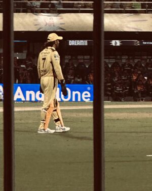 Abeneya Nethran Instagram - My 11.11 wish (I.e my childhood wish ) came trueeeeeee🥺🥺yesss!!! I cried apart when he played the match today which was reallyyyyyyyyyy unexpected 🫠🫠🫠🫠🥺🥺
And ukw this was  the 1st ever match on live for me🥺🎥 
That 10 yr old ABE would be soooo muchh happier nowwww! As I am now who became a huge fan and had a huge respect on Namma THALA DHONI @mahi7781 from the World Cup match where they won after 28 years😌❤️ IDHU PODHUM ENAKU❤️🫠

Avaru vandhapo…! That GOOSEBUMPS moment AND THE TEARS ON MY EYES😭 I didn’t even expect that I would get tears!! 
It was that emotional moment for me who just accomplished one of the childhood wish of KUTTY ABEEE ! 
Huge respect to him 🫡 as alwayssss!!

My one best dayyy to be cherished!!!!!! 🥺

Csk!!!!!!! 💛

Pc- @iam.anchana 🥺🥺🫂🫂

#dhoni #csk #ipl #match #abeneya #instagram #1111 #makeawish #mahi