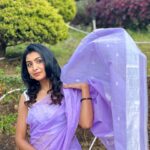 Abeneya Nethran Instagram – Okie!! The last set of pictures in this 🫣😬😬😬

#abeneya #instagram #saree #traditional